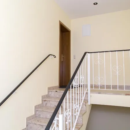 Othman Alte Schmiede 22 3 Og L